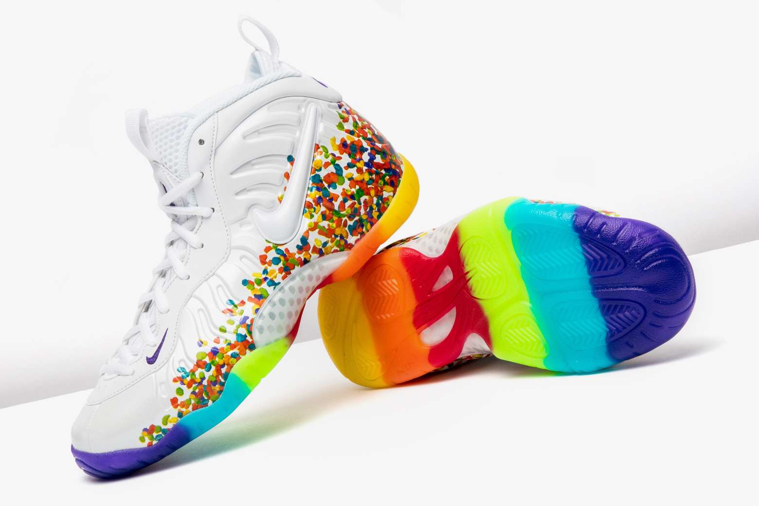 01 FOAMPOSITE FRUITYPEBBLES