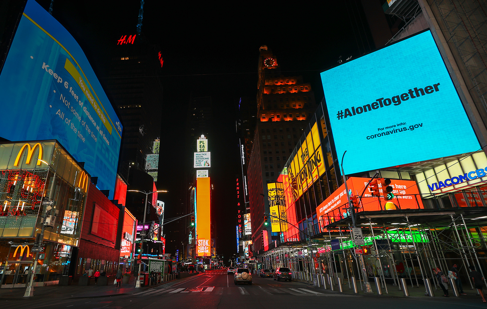 AloneTogether NyTimes TimesSq 03